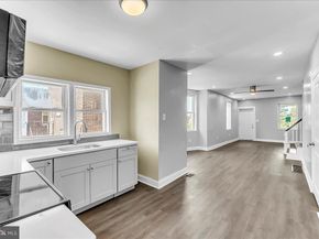 9 Summit Street, Darby PA 19023