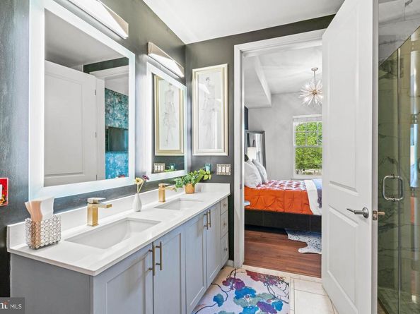 6803 Cameron Drive NW 105, Washington DC 20012