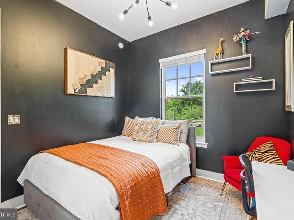 6803 Cameron Drive NW 105, Washington DC 20012