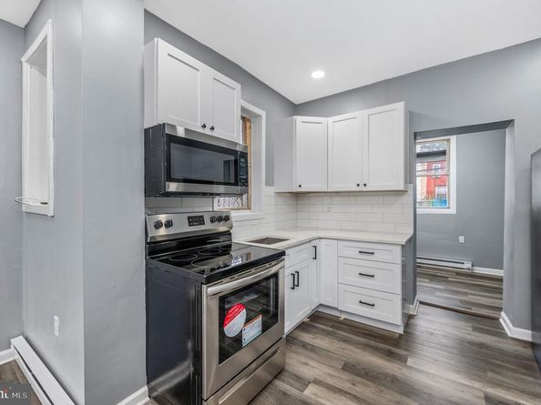 707 W Ontario Street, Philadelphia PA 19140