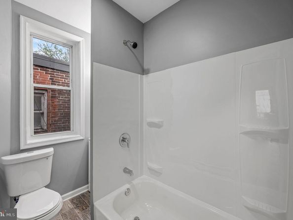 707 W Ontario Street, Philadelphia PA 19140
