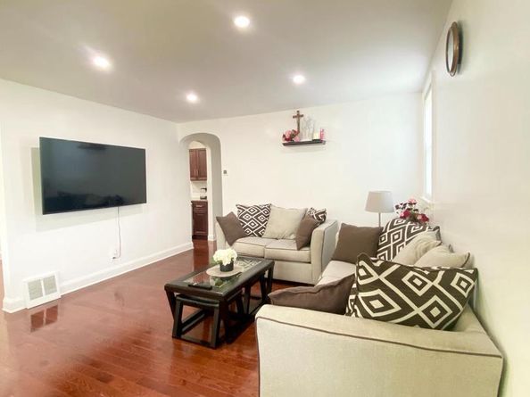 2803 Rhawn Street, Philadelphia PA 19152