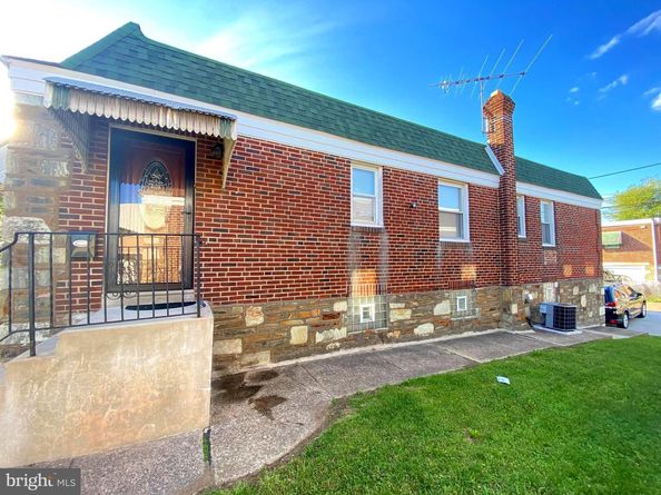 2803 Rhawn Street, Philadelphia PA 19152
