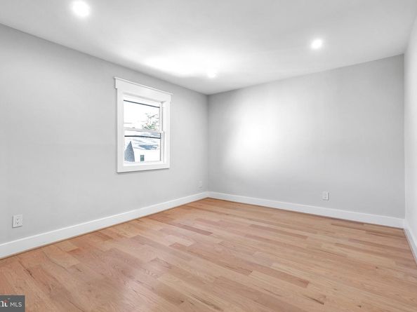 2100 S Pierce Street, Arlington VA 22202