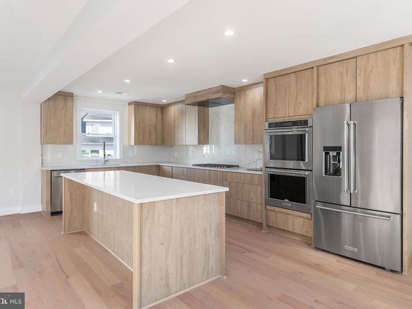 2100 S Pierce Street, Arlington VA 22202