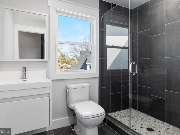2100 S Pierce Street, Arlington VA 22202