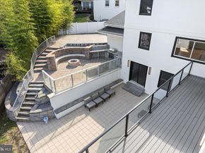 2100 S Pierce Street, Arlington VA 22202