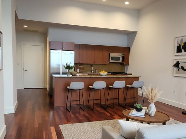 1101 Locust Street 4C, Philadelphia PA 19107