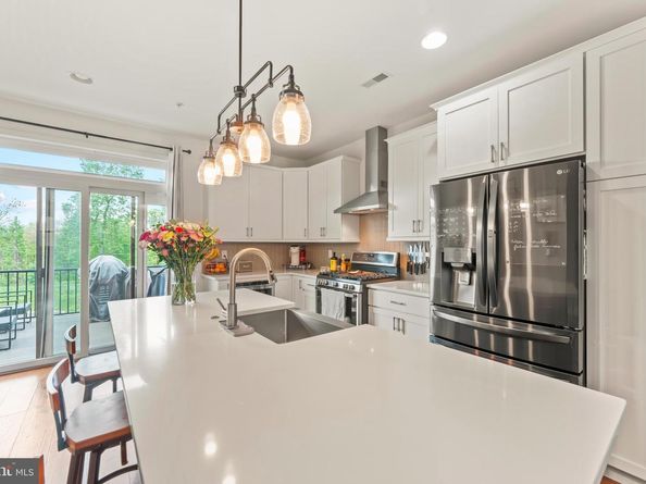 8 Sienna Place, Feasterville Trevose PA 19053