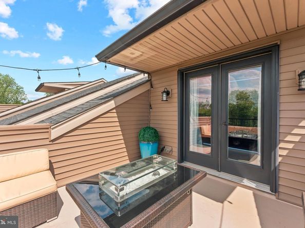 8 Sienna Place, Feasterville Trevose PA 19053