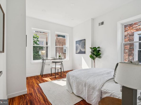 1634 N Dover Street, Philadelphia PA 19121