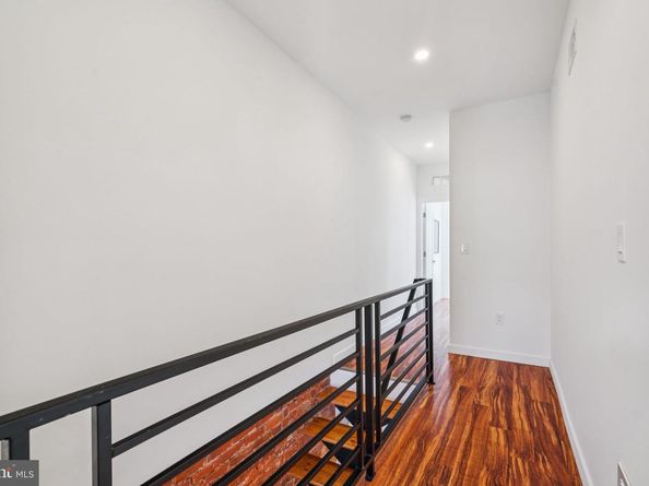 1634 N Dover Street, Philadelphia PA 19121