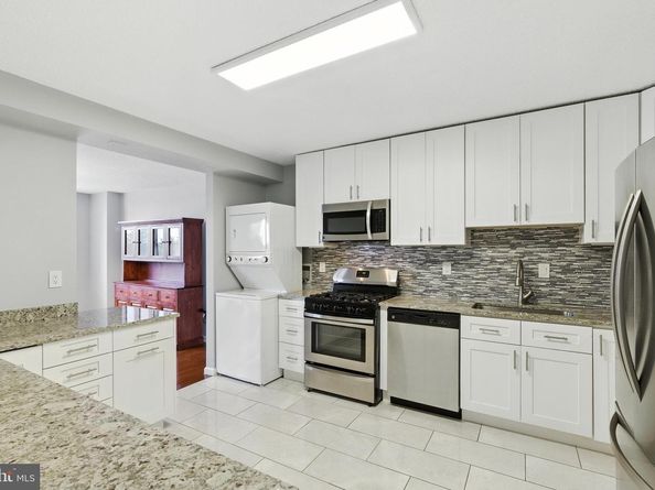 3701 S George Mason Drive 315N, Falls Church VA 22041