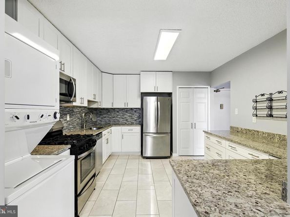 3701 S George Mason Drive 315N, Falls Church VA 22041