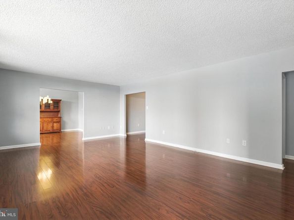 3701 S George Mason Drive 315N, Falls Church VA 22041