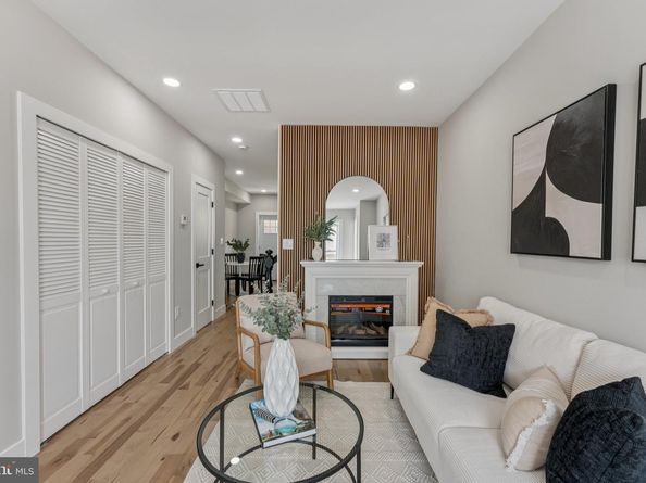 344 Elm Street NW, Washington DC 20001