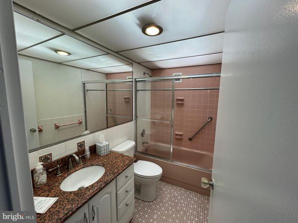 1001 City Avenue ED715, Wynnewood PA 19096