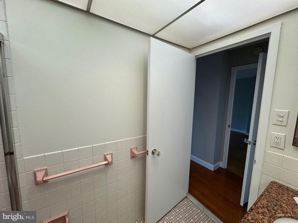 1001 City Avenue ED715, Wynnewood PA 19096