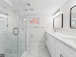 6087 8TH Place N, Arlington VA 22205
