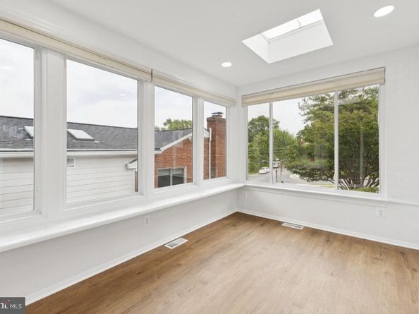 6087 8TH Place N, Arlington VA 22205