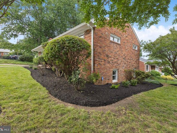 6087 8TH Place N, Arlington VA 22205