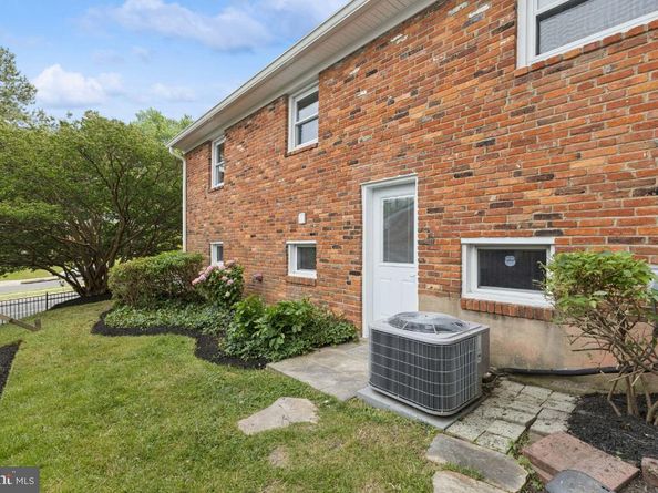 6087 8TH Place N, Arlington VA 22205