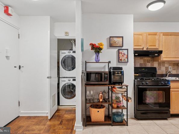 2601 Pennsylvania Avenue 252, Philadelphia PA 19130