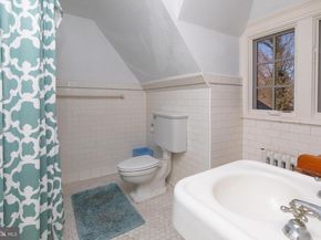 8401 Saint Martins Lane, Philadelphia PA 19118