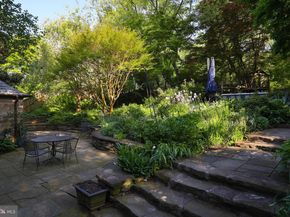 8401 Saint Martins Lane, Philadelphia PA 19118