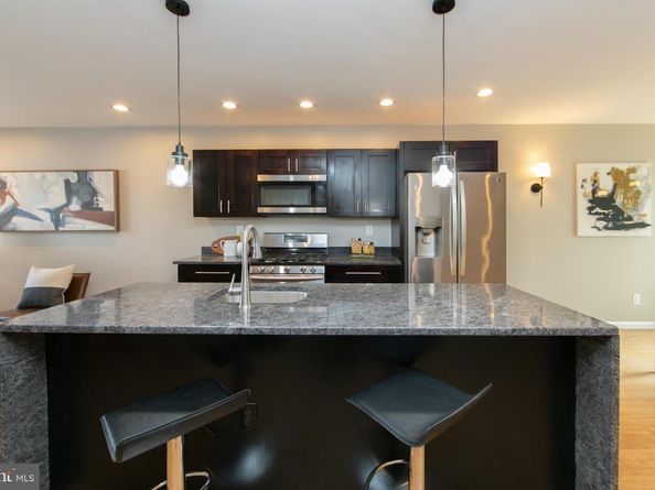 2537 Salmon Street, Philadelphia PA 19125