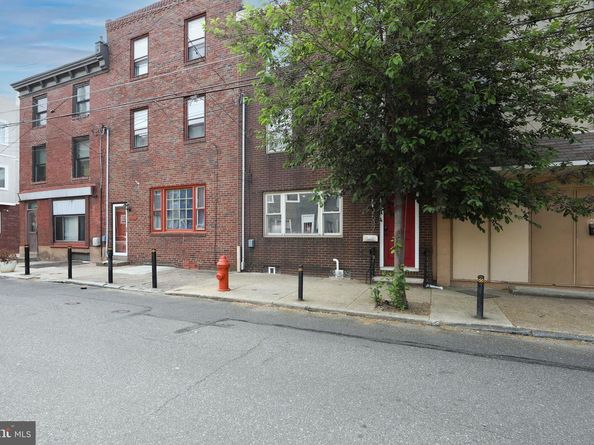 2537 Salmon Street, Philadelphia PA 19125