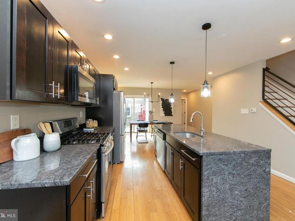 2537 Salmon Street, Philadelphia PA 19125