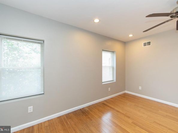 2537 Salmon Street, Philadelphia PA 19125