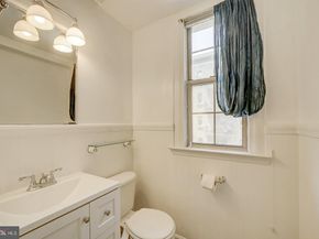 1401 Columbia Road NW 219, Washington DC 20009