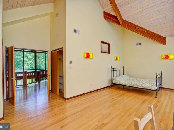 6525 76TH Street, Cabin John MD 20818