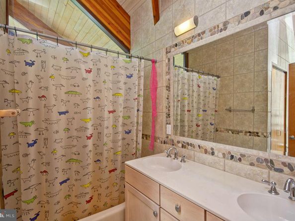 6525 76TH Street, Cabin John MD 20818