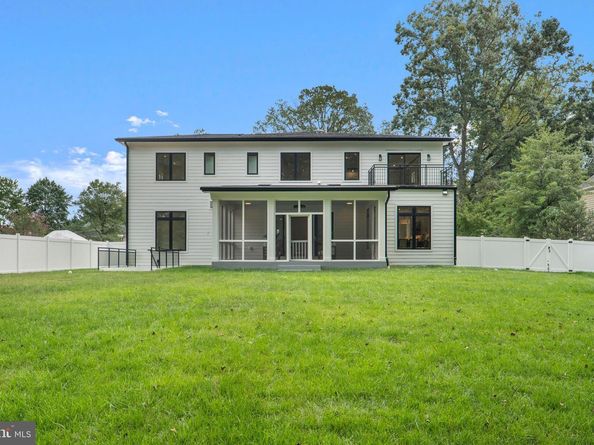 3418 Arnold Lane, Falls Church VA 22042