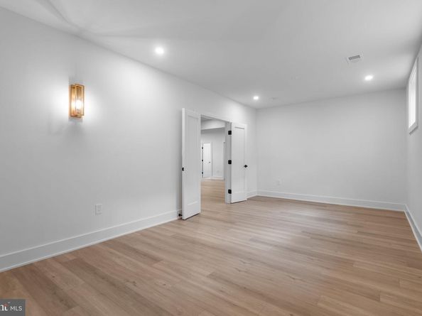 3418 Arnold Lane, Falls Church VA 22042