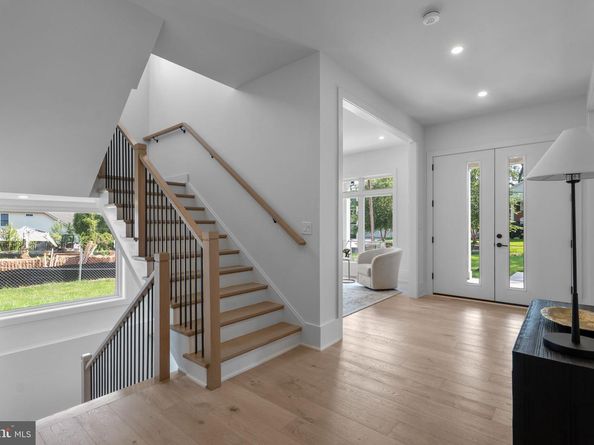 3418 Arnold Lane, Falls Church VA 22042