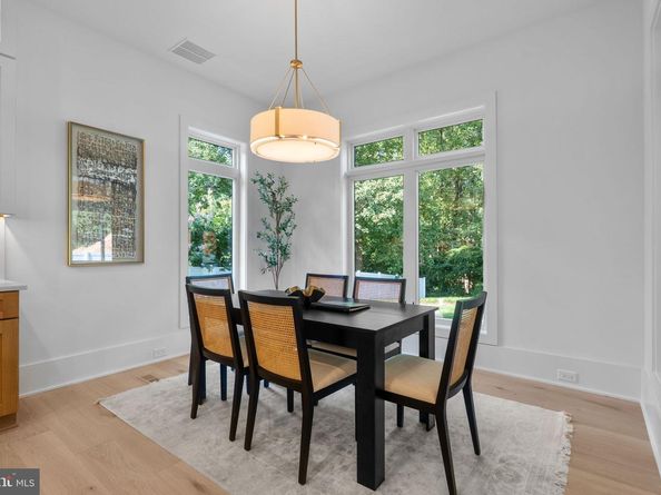 3418 Arnold Lane, Falls Church VA 22042