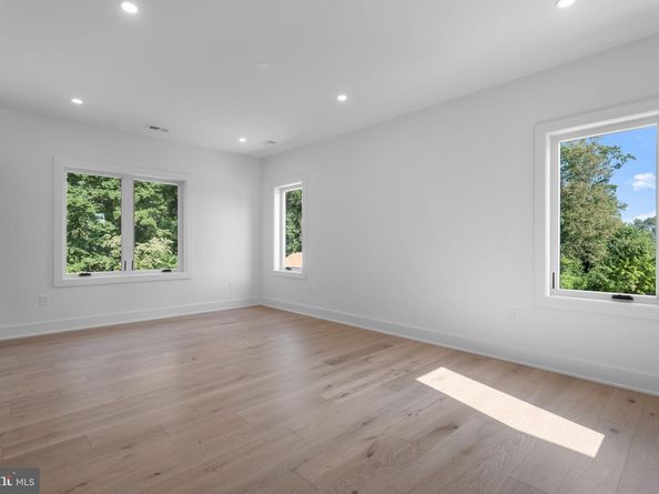 3418 Arnold Lane, Falls Church VA 22042