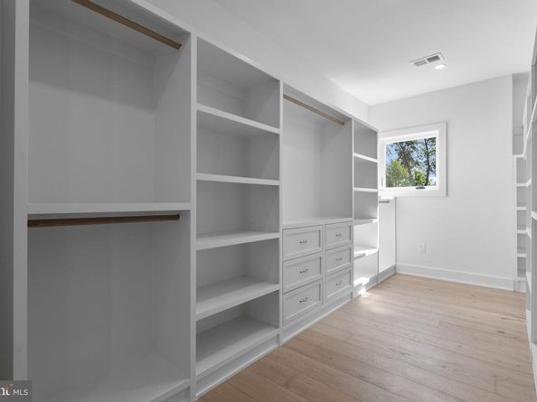 3418 Arnold Lane, Falls Church VA 22042