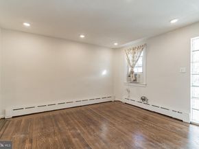 402 Kingsley Street, Philadelphia PA 19128