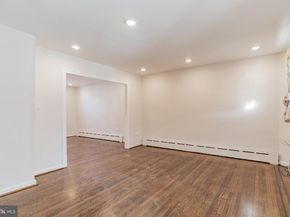 402 Kingsley Street, Philadelphia PA 19128