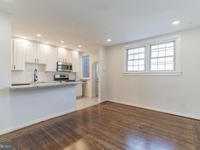 402 Kingsley Street, Philadelphia PA 19128