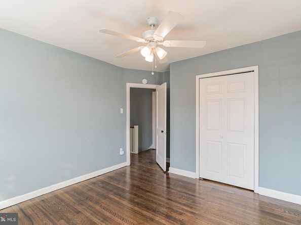 402 Kingsley Street, Philadelphia PA 19128
