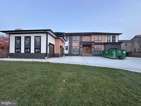 2113 Chain Bridge Road, Vienna VA 22182