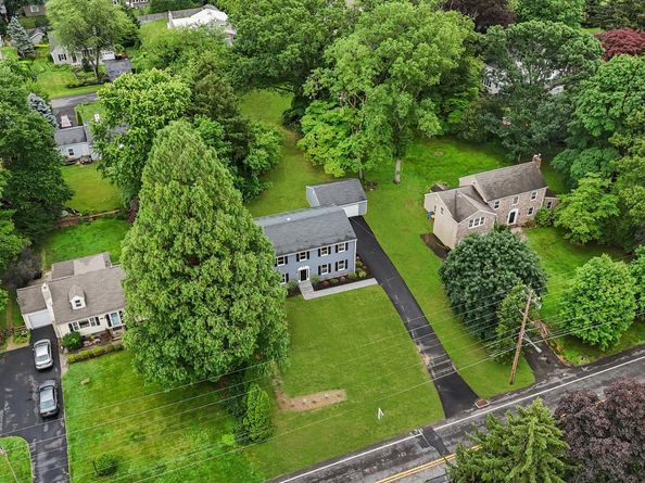 1706 Makefield Rd, Yardley PA 19067