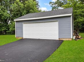 1706 Makefield Rd, Yardley PA 19067