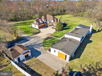 961 Skippack Pike